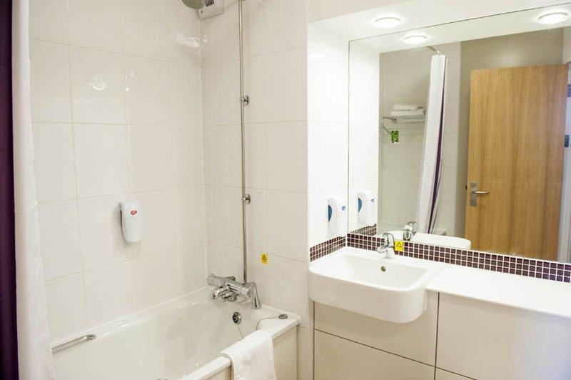 Premier Inn Bradford Central מראה חיצוני תמונה