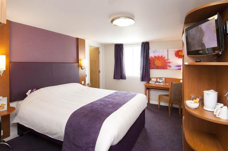 Premier Inn Bradford Central מראה חיצוני תמונה