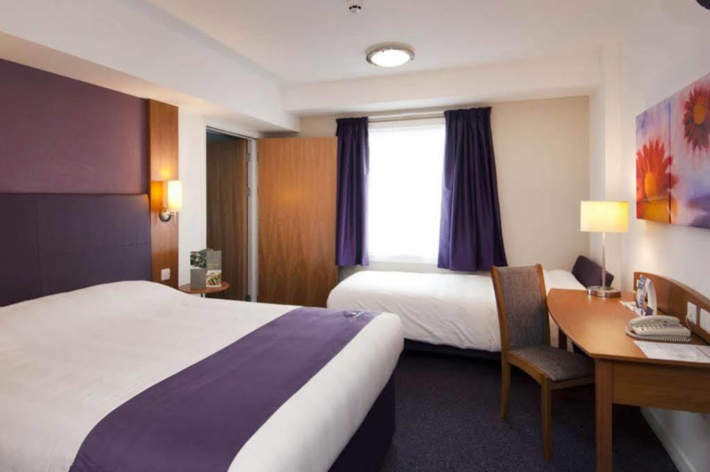 Premier Inn Bradford Central מראה חיצוני תמונה