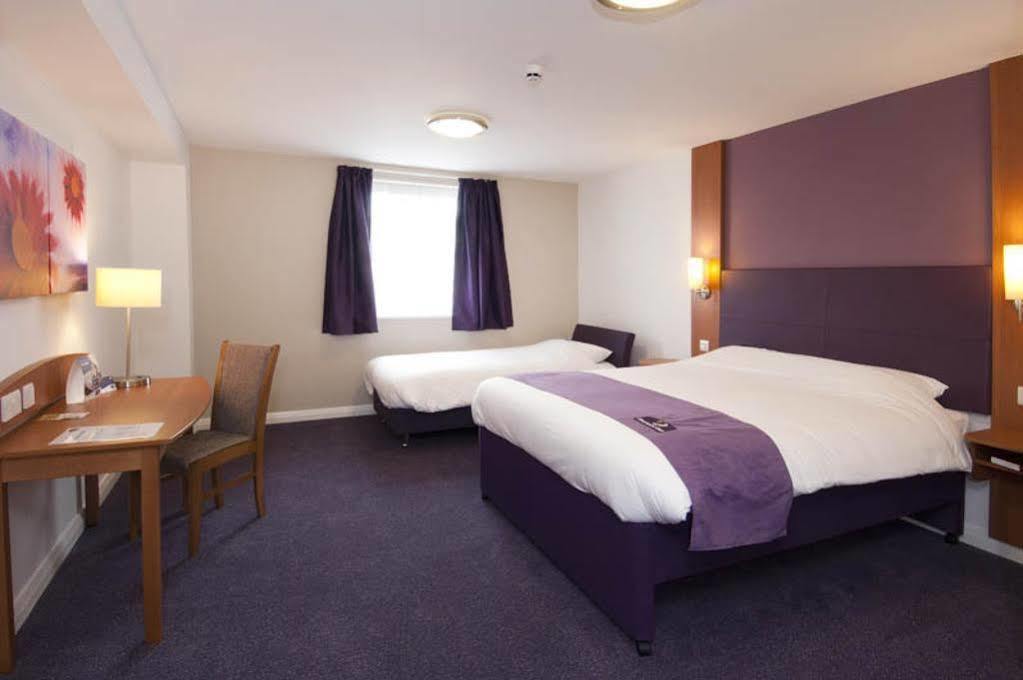 Premier Inn Bradford Central מראה חיצוני תמונה