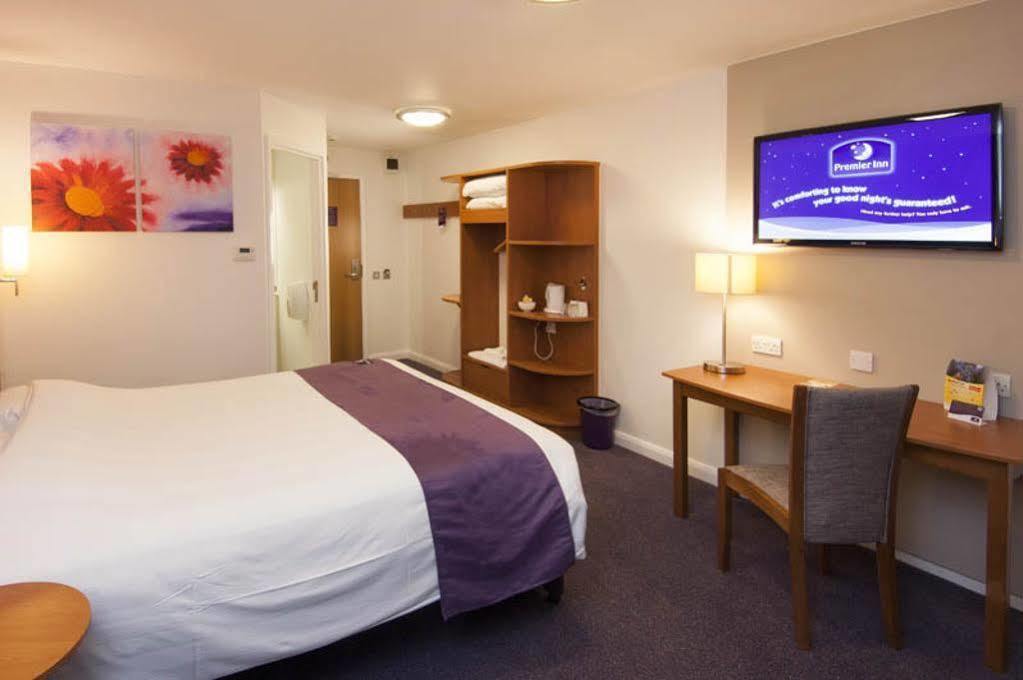 Premier Inn Bradford Central מראה חיצוני תמונה